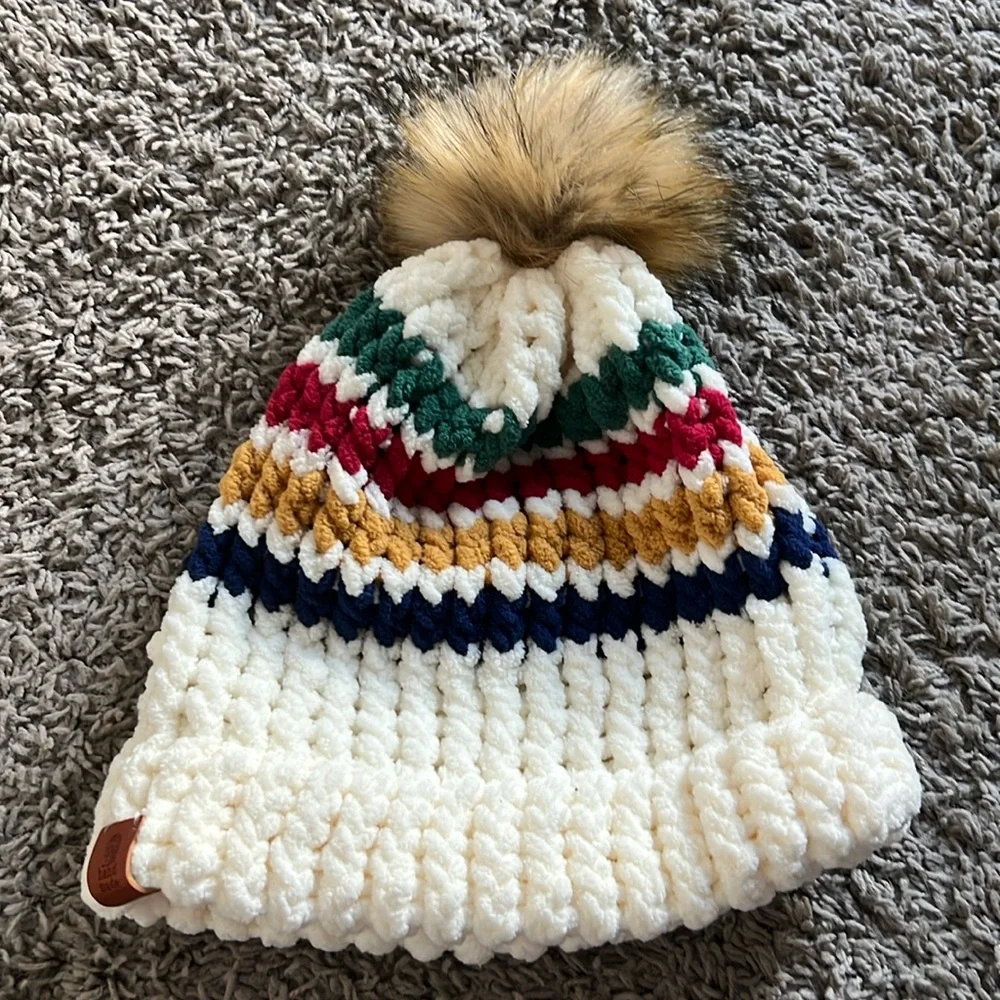Toque - Picture 1 of 1